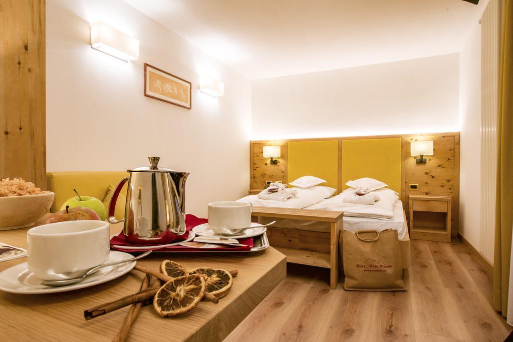 Hotel Gran Paradis Campitello di Fassa Luaran gambar