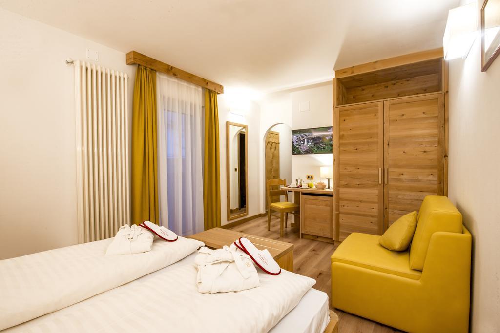Hotel Gran Paradis Campitello di Fassa Luaran gambar